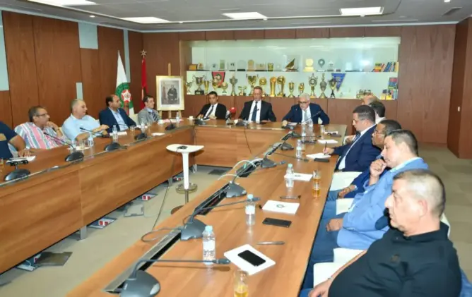 جامعة الكرة تلزم أندية البطولة بالتحول لشركات رياضية كشرط لتسليم الرخص