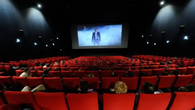 برلماني يسائل بنسعيد عن نصيب ورزازات من مشروع إطلاق 150 قاعة سينمائية