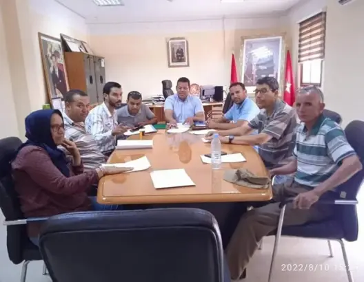 بعد جلسة حوار .. موظفو جماعة تنغير يعلقون إضرابهم