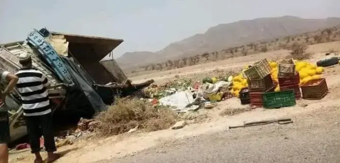 وفاة شخص وإصابة 3 آخرين في حادثة إنقلاب شاحنة لنقل الخضر والفواكه ضواحي تنغير