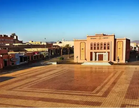 تعثر إنجاز مستشفى متعدد الإختصاصات بورزازات يضع وزارة الصحة في مرمى الإنتقادات