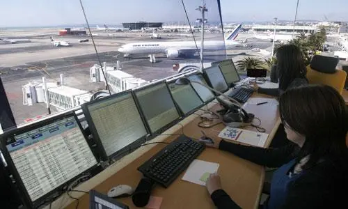 المراقبون الجويون يشلون مطارات المغرب أسبوعين ويحملون ONDA المسؤولية