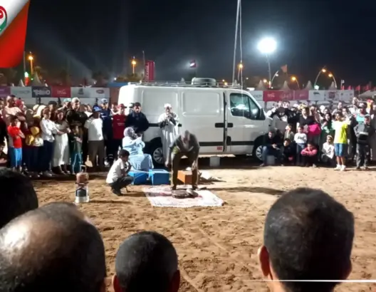 “الحلقة و الضادوس..” وسائل ترفيهية ليلية تعرفها المواسم بالمغرب