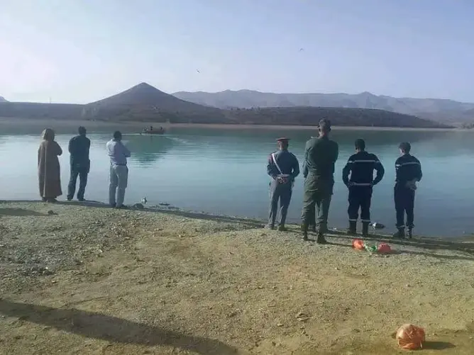 البحث متواصل لانتشال جثة شاب ببحيرة “تيسليت”.. ومطالب بتوفير فرق الإنقاذ ببحيرات إملشيل