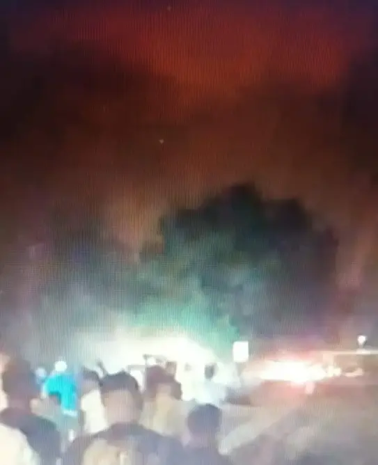 انفجار في اصطدام شاحنتين إحداهما محملة بقنينات غاز قرب سيدي يحيى الغرب