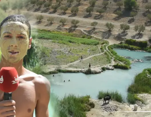 عين “السخونات” بجماعة المهاية.. منابع طبيعية ساخنة يقصدها الزوار طلبا للشفاء والاستجمام (فيديو)