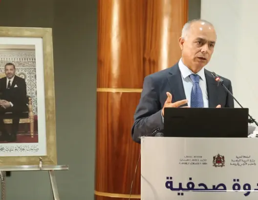 بنموسى والاقتطاعات في أجور “المتعاقدين”