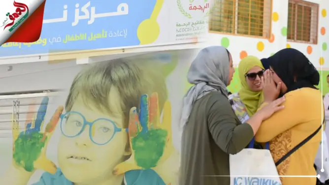 أمهات يذرفن الدموع بعد حرمان أبنائهن ذوي الإعاقة من الاستمرار بجمعية لرعاية الأطفال (فيديو)