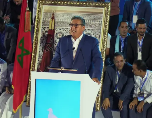 أخنوش: الحكومة تتابع عن كثب ظروف عودة منتخب الناشئين من الجزائر