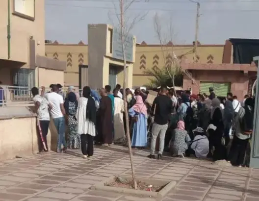 تأخر إصدار وثيقة الضريبة على الدخل يثير غضب طلبة بالرشيدية