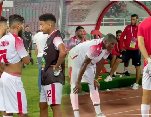 حسرة وخيبة أمل على وجوه لاعبي الوداد بعد خسارة لقب السوبر الإفريقي