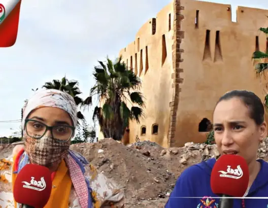 أزمور .. تراكم الأثربة ومخلفات البناء بالمدينة القديمة يخرج الساكنة للإحتجاج