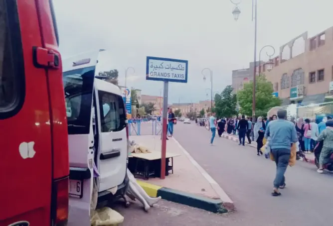 مطالب بتحرير محطة للطاكسيات من قبضة “الفراشة‬” بتارميكت ضواحي ورزازات