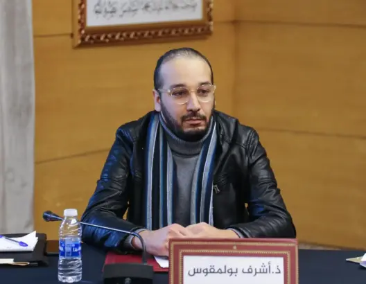 الغوغاء تنقلب على مدرسة القانون وقانون المدرسة
