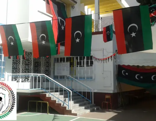 معاناة أساتذة وأجراء مدرسة وجدة الليبية متواصلة بحرمانهم من الأجور والتعويضات