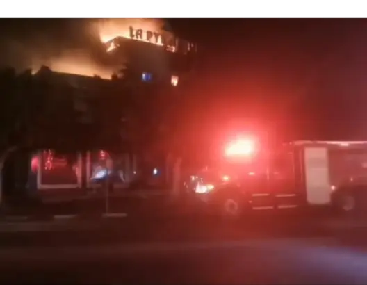 النيران تلتهم أحد أشهر مطاعم السمك بأكادير