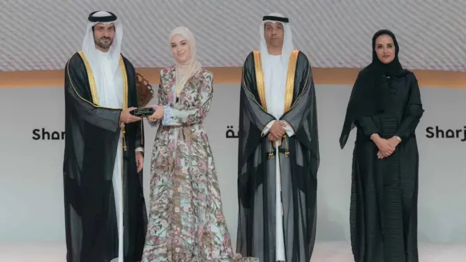 المغربية إحسان بنعلوش تفوز بجائزة “أفضل مؤثرة بالوطن العربي”