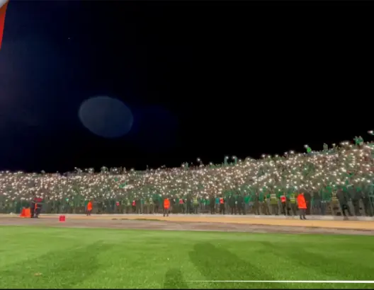 مشهد رائع من جماهير الرجاء بأغنية “كلشي سيني عليها”