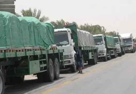 منظمة تدعو الحكومة إلى حماية السائقين المحاصرين بدول إفريقيا جنوب الصحراء