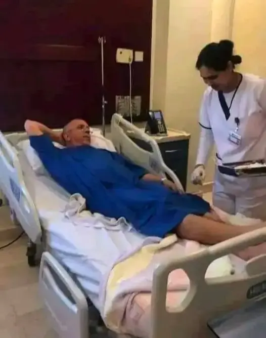 وعكة مفاجئة تمنع حفيظ دراجي من مواصلة التعليق على مباراة اشبيلية واتلتيكو