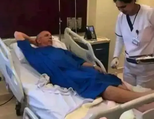 وعكة مفاجئة تمنع حفيظ دراجي من مواصلة التعليق على مباراة اشبيلية واتلتيكو