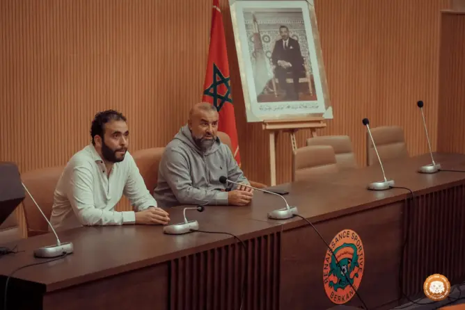 نهضة بركان على صفيح ساخن والمدرب بن شيخة صداع في رأس إدارة النادي
