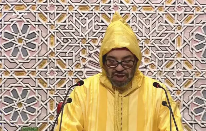 الملك يدعو لرفع العراقيل أمام الاستثمار الوطني ودعم البنوك للجيل الجديد من المستثمرين