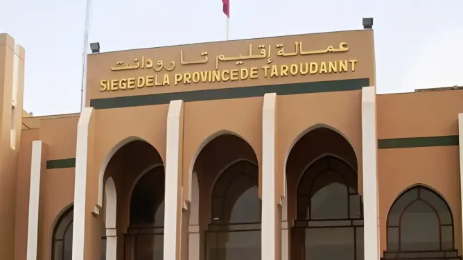 “الرقم الأخضر” يطيح بخليفة قائد بتارودانت