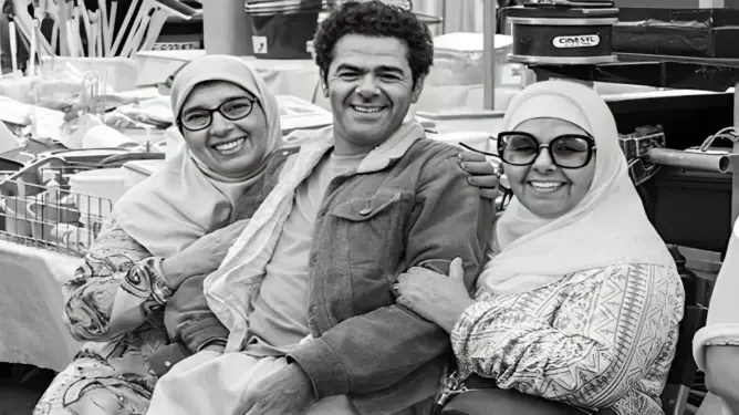 والدة جمال الدبوز تخوض أولى تجاربها السينمائية