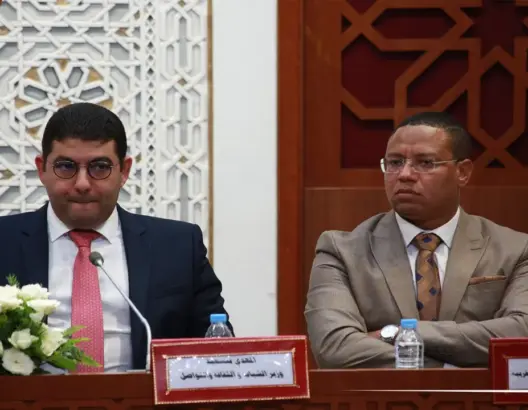 لغروس والتمديد لمجلس الصحافة