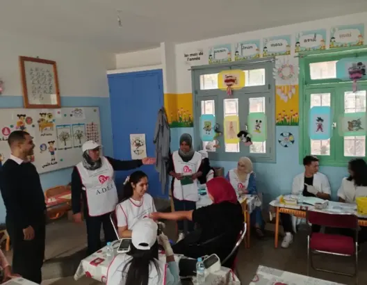 مقاطعة جليز ورابطة القابلات تنظمان قافلة طبية للنساء والأطفال بمراكش
