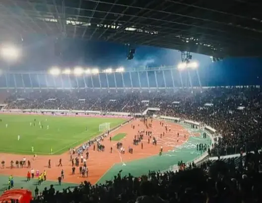 جماهير الجيش تحذر من أخطاء التحكيم وتدعو لمنع القاصرين من الملاعب