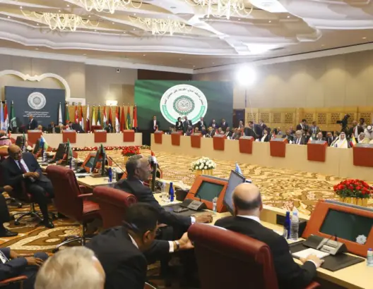 البيان الختامي لـ”قمة الجزائر” يشيد بجهود الملك محمد السادس في الدفاع عن القدس