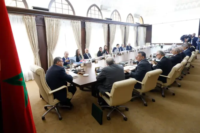 قيطوني مديرا للضرائب ولخضر كاتبا عاما لوزارة الاقتصاد والمالية
