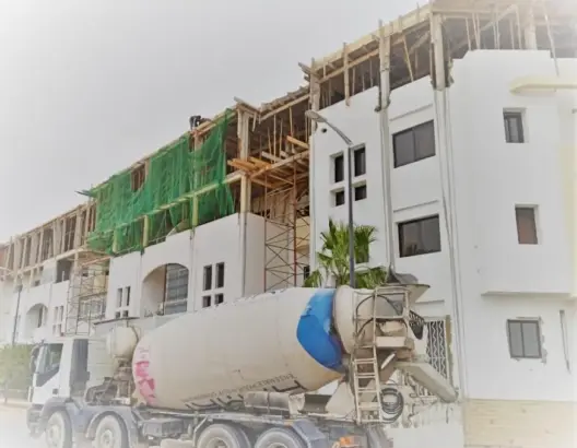 حزب يطالب بإيقاف بناء طابق ثالث بعمارات في الهرهورة