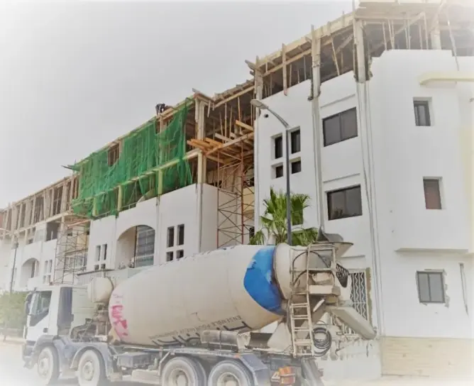 حزب يطالب بإيقاف بناء طابق ثالث بعمارات في الهرهورة