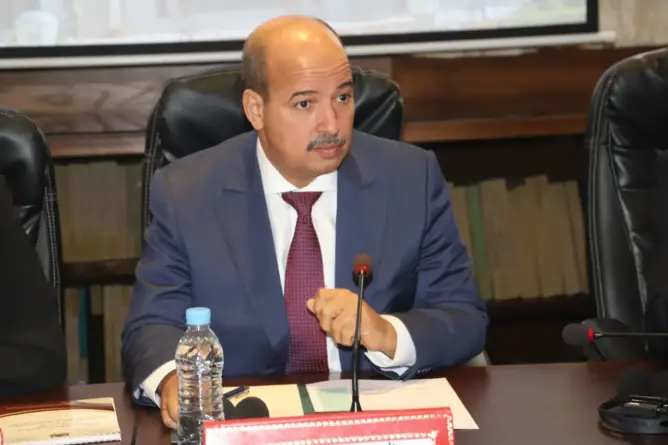 ميارة يدعو لعدم اختزال الجالية المغربية في ثنائية العطلة الصيفية والتحويلات المالية