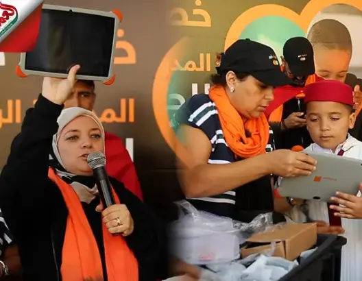“أورونج” توزّع 50 لوحة إلكترونية أخرى على تلاميذ بالداخلة