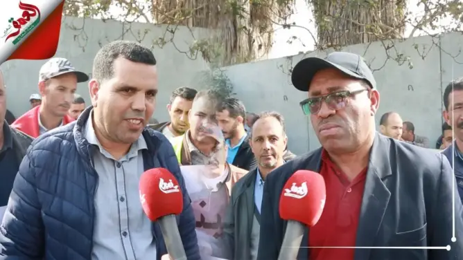 مهنيو النقل المزدوج يستنكرون إقصائهم من دعم الحكومة