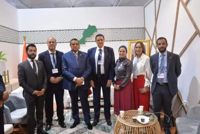 مورو يتباحث مع وزير التنمية المحلية بمصر ويشيد بنجاح قمة “كوب 27”