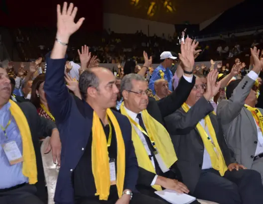 الحركة الشعبية تفتح باب الترشح لأمانتها العامة وأوزين المرشح الأبرز للفوز بها