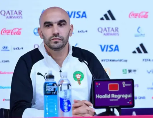 الركراكي: سأستقيل إذا أخفقت في بلوغ نصف نهائي “الكان” وأحلم بالتدريب في “البرمييرليغ”
