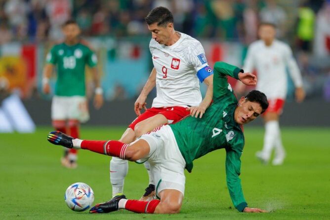 مباراة المكسيك ضد بولندا