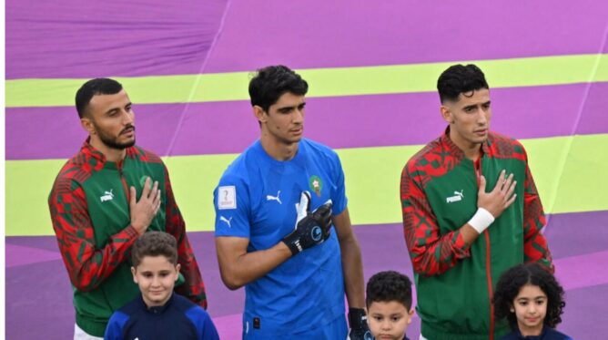 كشف الحارس الدولي المغربي ياسين بونو، أنه لم يشاهد بداية مقابلة المنتخب الوطني المغربي ضد المنتخب