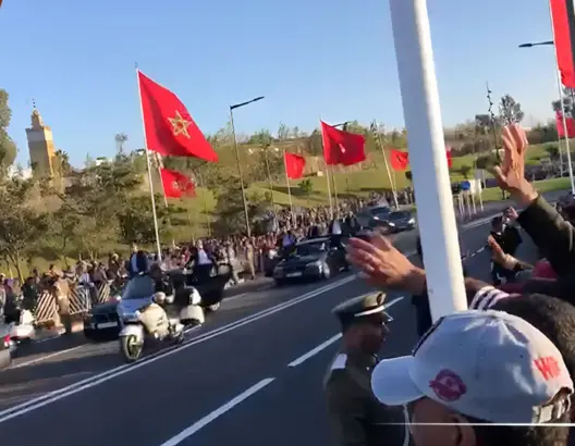 لحظة وصول الملك محمد السادس لتدشين المحطة الطرقية الجديدة بالرباط