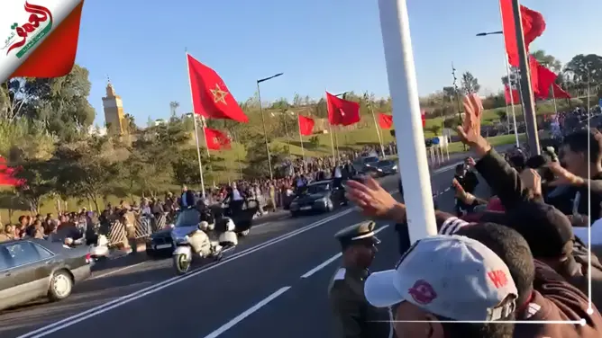 لحظة وصول الملك محمد السادس لتدشين المحطة الطرقية الجديدة بالرباط