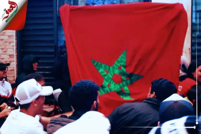 تفاعل الأزموريين مع عزف النشيد الوطني والهدف الأول للأسود في شباك كندا