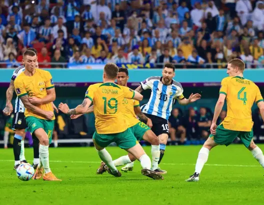في المباراة الألف في مسيرته.. ميسي يقود الأرجنتين للفوز على أستراليا لتصطدم بهولندا في ربع النهائي