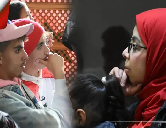 أجواء صعبة عاشتها الجماهير المكناسية في الشوط الأول من مباراة المغرب وإسبانيا