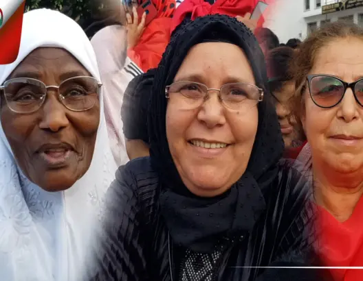 أمهات مغربيات يستقبلن أسود الأطلس بالزجل والزغاريد (فيديو)